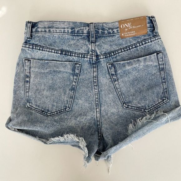 One teaspoon Outlaws Distressed Denim Shorts 26 - Picture 7 of 10